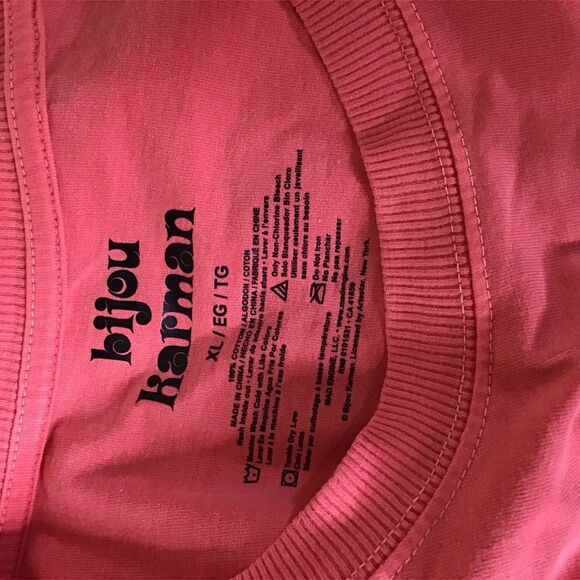 Bijou Karman Women  graphic Tee shirt NWT SZ. Small NWT - Picture 8 of 9